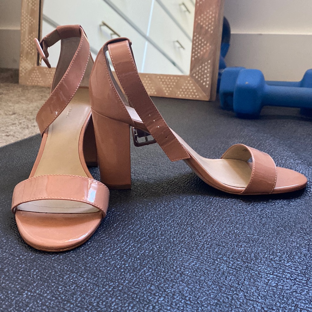 Open Toed Nude/ Pink Strap Heel.